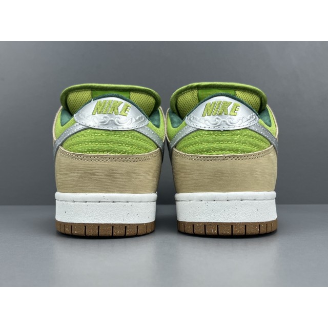 GOD BATCH Nike SB Dunk Low Escargot FQ7585-200