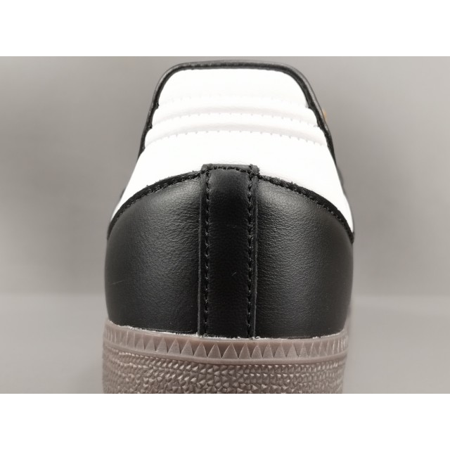 TOP BATCH Adidas Samba OG Black White Gum B75807