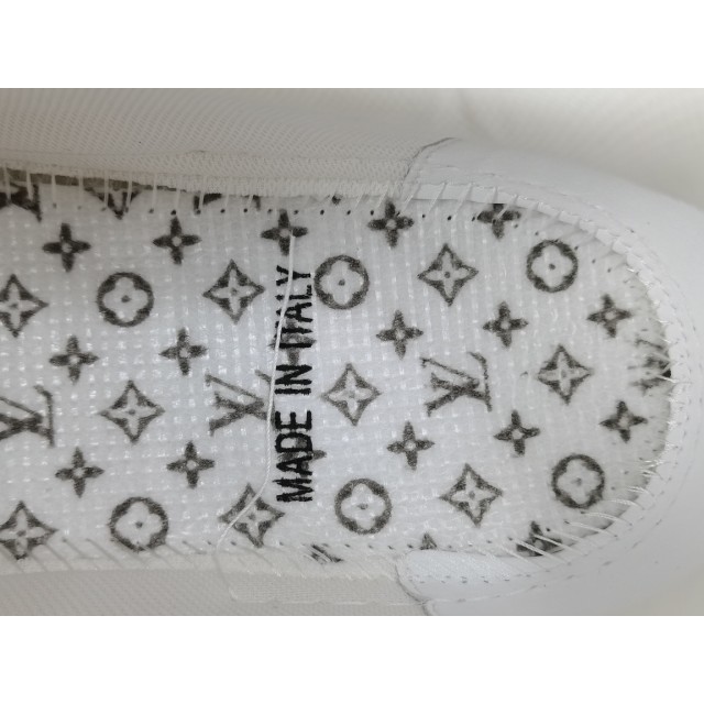 GOD BATCH Louis Vuitton x Yayoi Kusama Trainer 2023