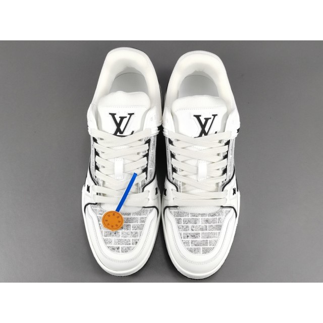 GOD BATCH Louis Vuitton LV Trainer