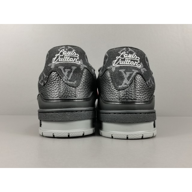 GOD BATCH Louis Vuitton LV Trainer