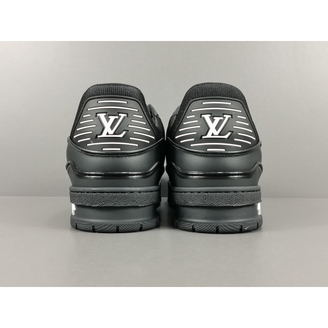 GOD BATCH Louis Vuitton LV Trainer