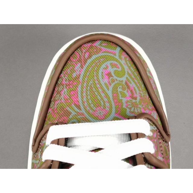 GOD BATCH Nike SB Dunk Low "Paisley" DH7534 200