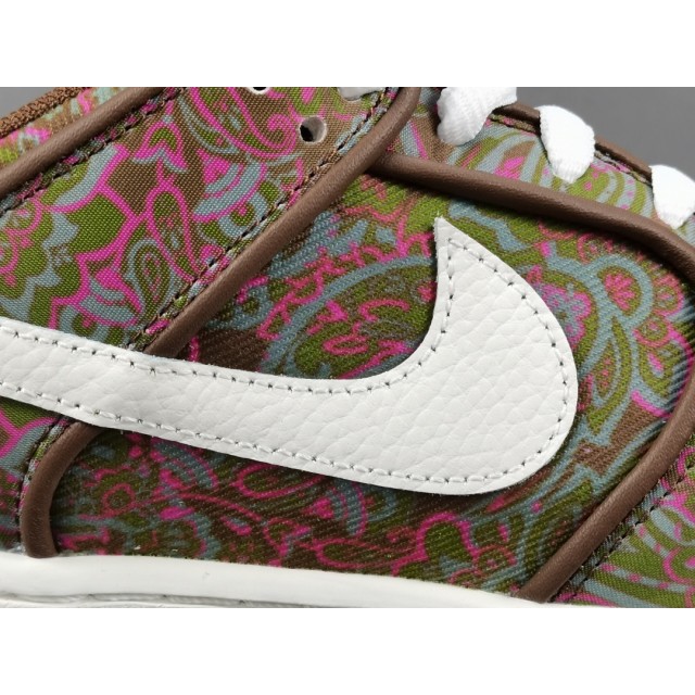 GOD BATCH Nike SB Dunk Low "Paisley" DH7534 200