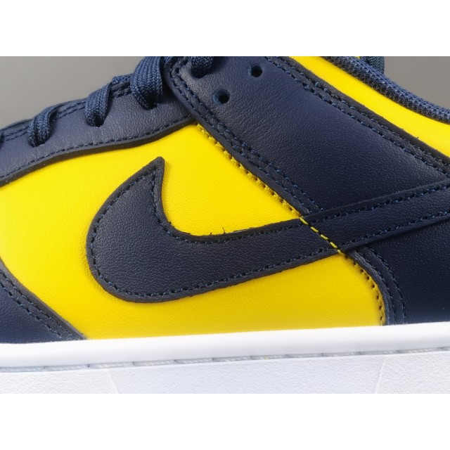 GOD BATCH Nike Dunk Low Retro "Varsity Maize" DD1391 700