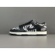 GOD BATCH Quartersnacks x Nike SB Dunk Low "Zebre" DM3510 001