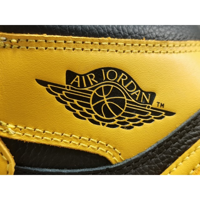 OG BATCH Air Jordan 1  Retro High OG "Pollen" 555088 701