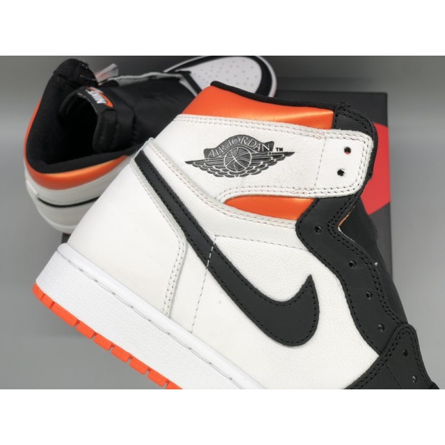 OG BATCH Air Jordan 1 Retro High OG "Electro Orange" 555088 180