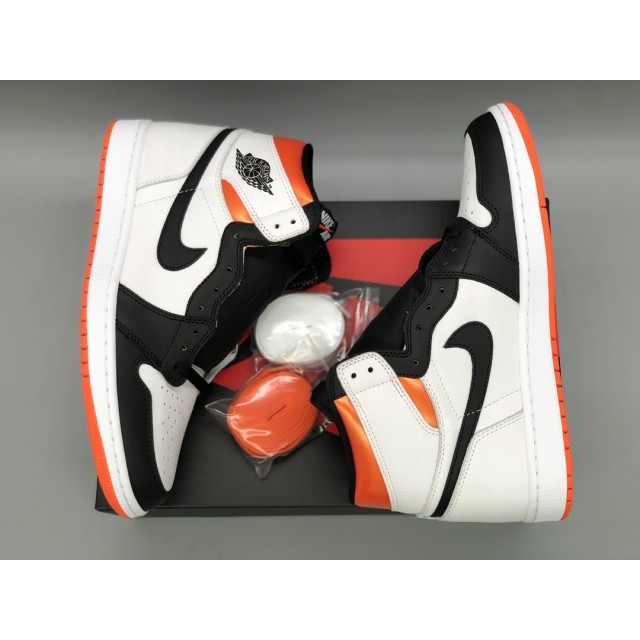 OG BATCH Air Jordan 1 Retro High OG "Electro Orange" 555088 180