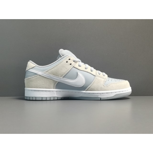 GOD BATCH Nike SB Dunk Low TRD AR0778 110