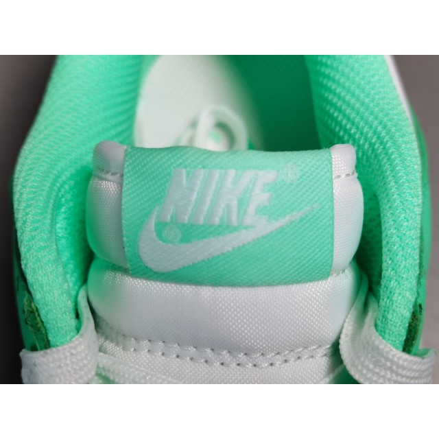 GOD BATCH Nike Dunk Low "Green Glow" DD1503 105