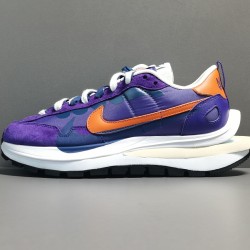 GOD BATCH Sacai x Nike VaporWaffle "Dark Leis" DD1875 500