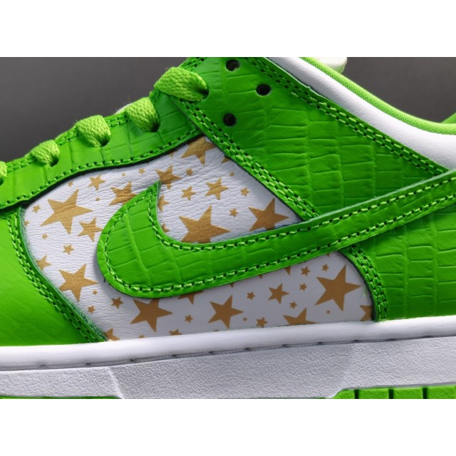 OG BATCH Supreme x Nike SB Dunk Low "Mean Green" DH3228 101