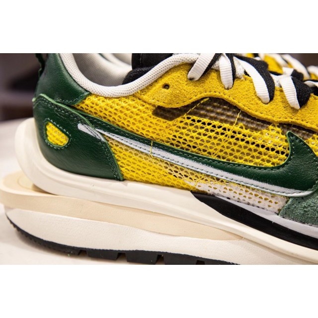 H12 Sacai x Nike VaporWaffle Tour Yellow CV1363 700 