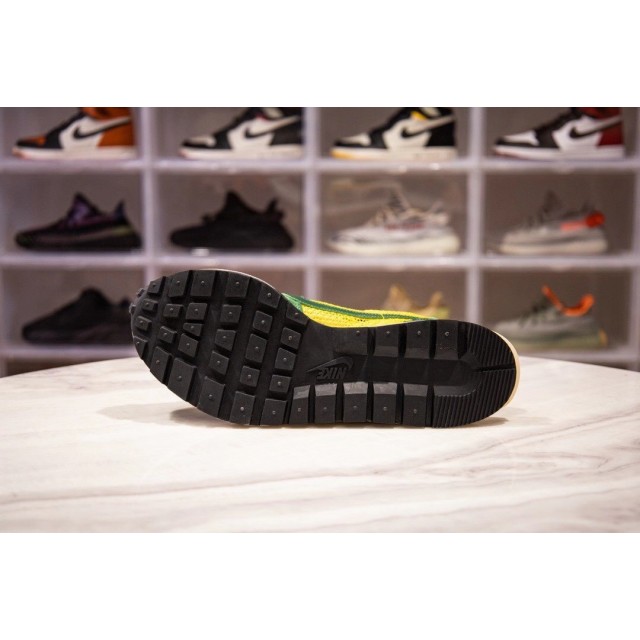 H12 Sacai x Nike VaporWaffle Tour Yellow CV1363 700 