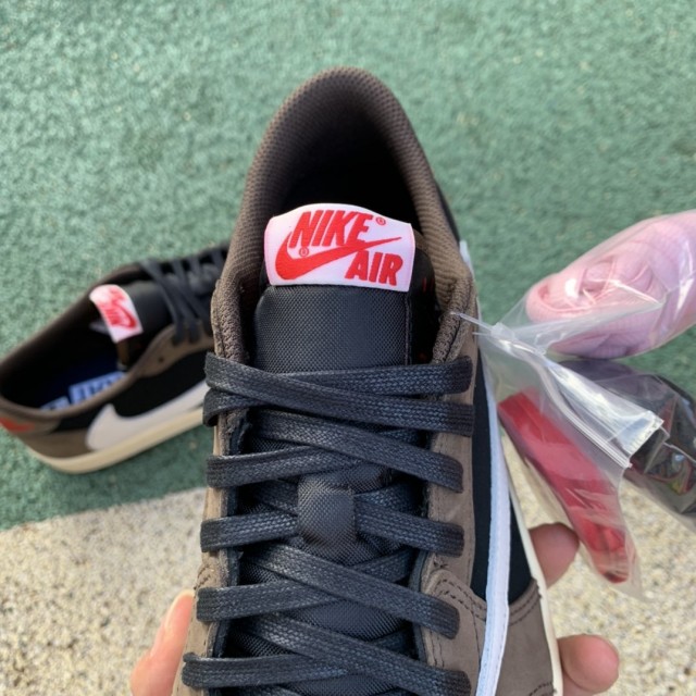 LJR BATCH Travis Scott x Air Jordan 1 low CQ4277 001