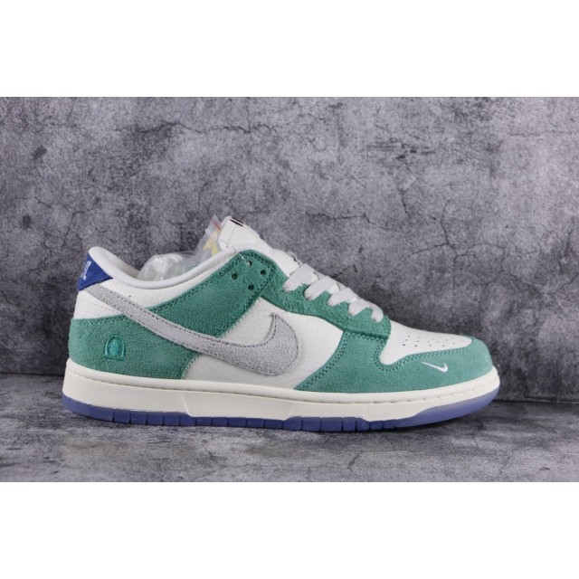 TOP BATCH Kasina x Nike SB Dunk Low CZ6501 101