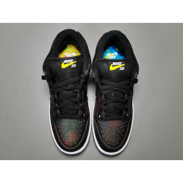 GOD BATCH Civilist x Nike SB Dunk Low CZ5123 001