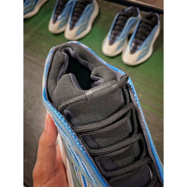 H12 BATCH Adidas Yeezy 700 V3 Azareth G54850