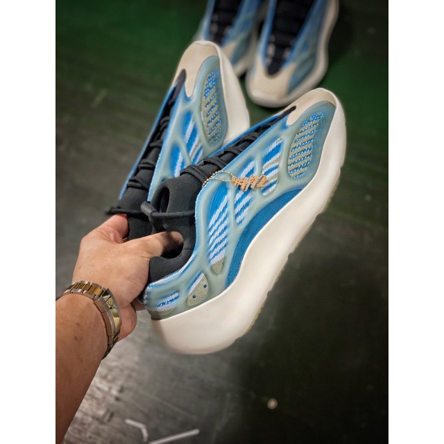 H12 BATCH Adidas Yeezy 700 V3 Azareth G54850