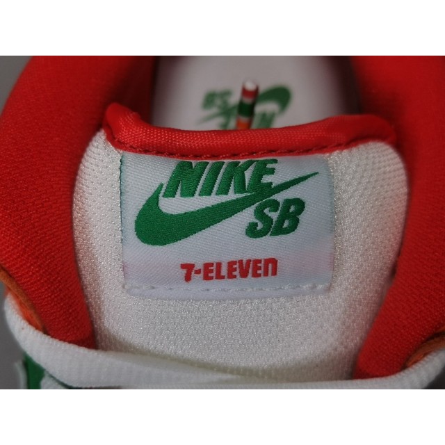 GOD BATCH 7-ELEVEN x Nike SB Dunk Low Pro QS CZ5130 600