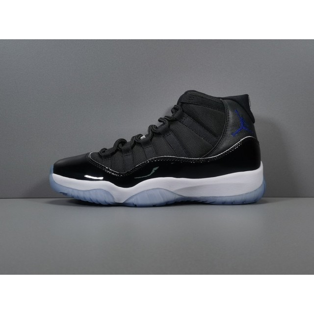 GOD BATCH Air Jordan 11 "Space Jam" 378037 003