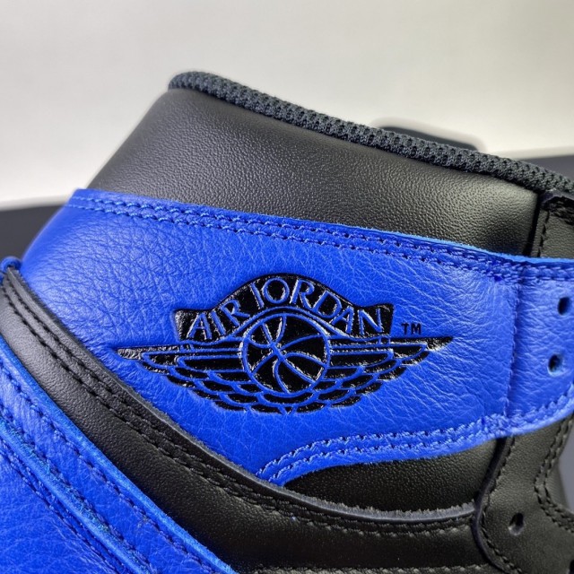 GET BATCH Air Jordan 1 OG "Royal Blue" 555088 007