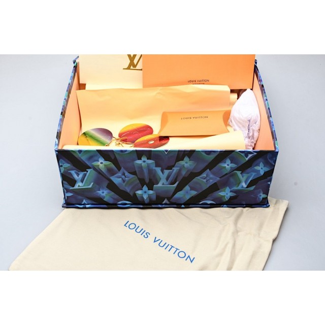 GOD BATCH Louis Vuitton SNEAKER PELLE S.GOMMA MS0220