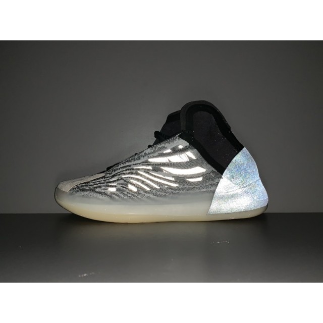 GOD BATCH Adidas Yeezy QNTM Basketball "Quantum" Q46473