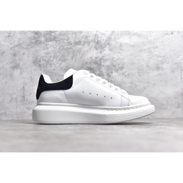 TOP BATCH Alexander McQueen sole sneakers