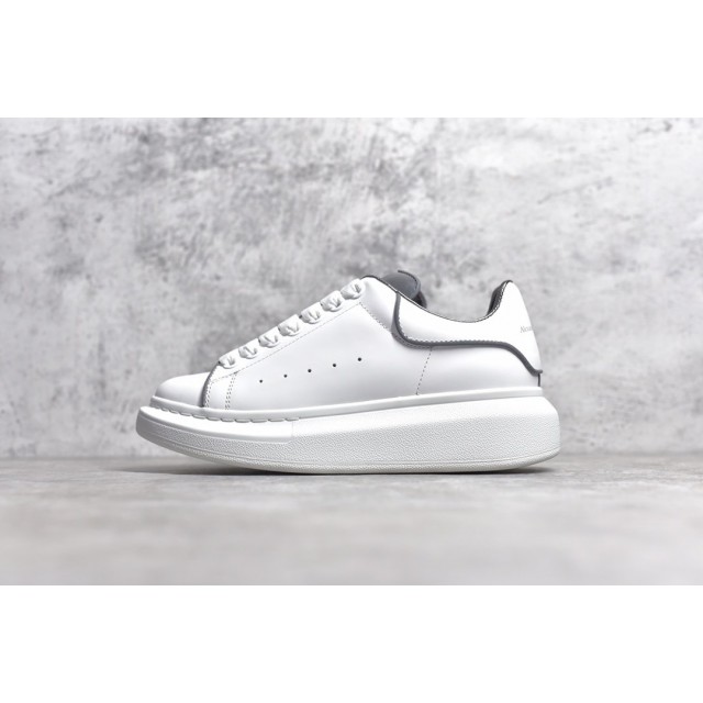 TOP BATCH Alexander McQueen sole sneakers