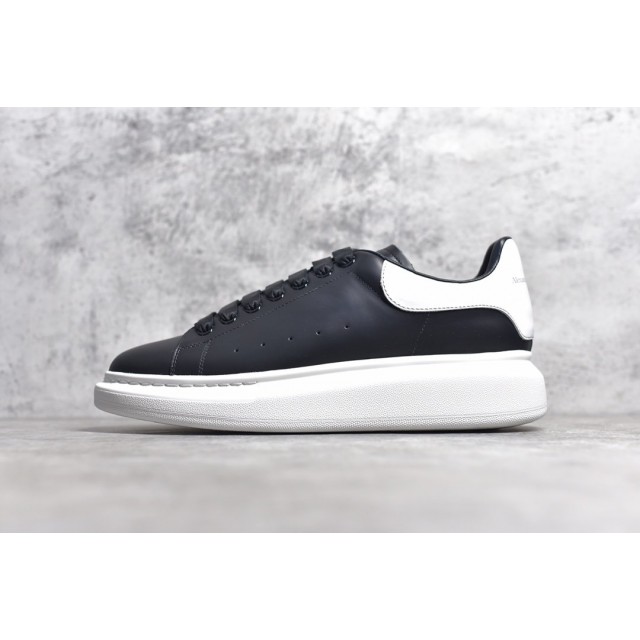 TOP BATCH Alexander McQueen sole sneakers