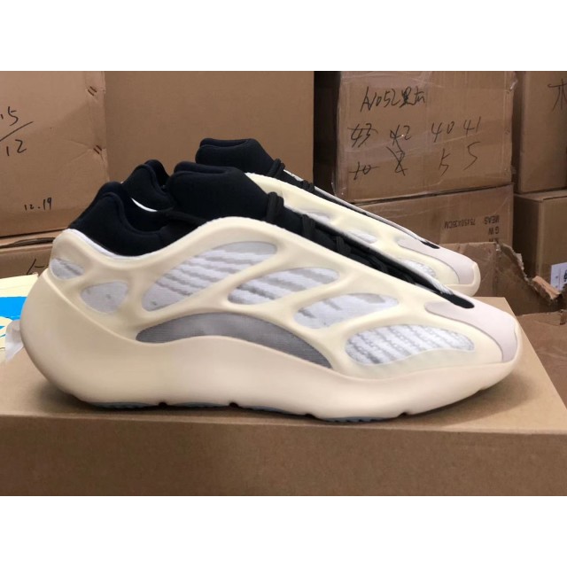 GOD BATCH Adidas Yeezy 700 V3 Azael FW4980