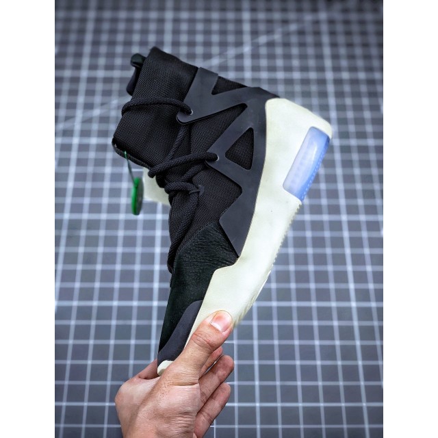 S2 BATCH NIKE AIR FEAR OF GOD AR4237 001