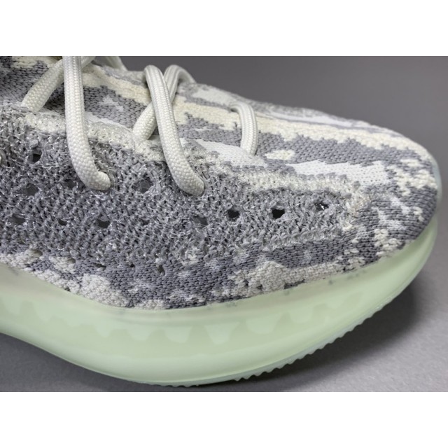 X BATCH Adidas Yeezy Boost 380 “Alien” FV3260