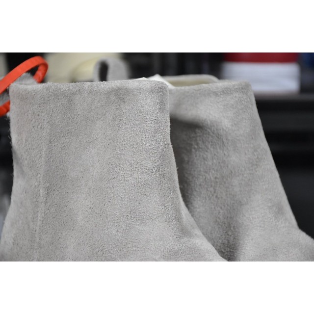 OWF BATCH FEAR OF GOD Chelsea Santa Boots