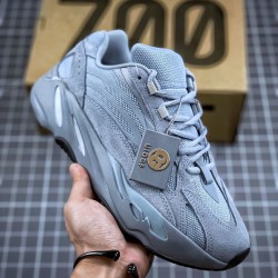 OG BATCH Yeezy Boost 700 V2  Hospital Blue FV8424