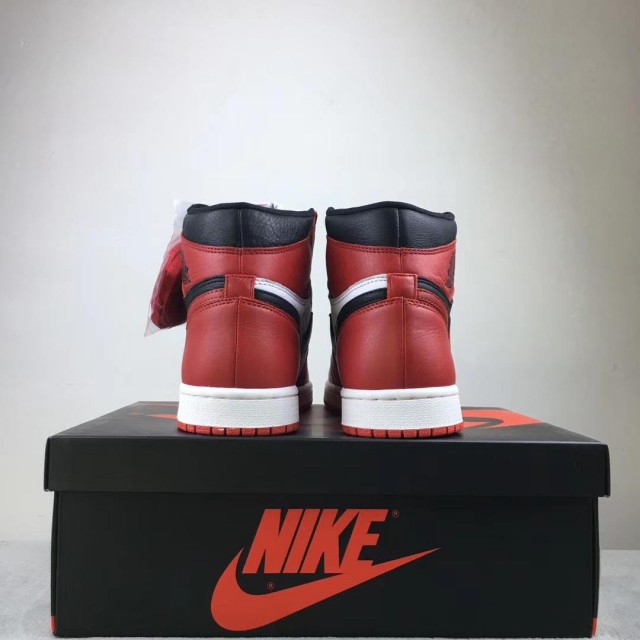 GET Batch Men's Air Jordan 1 "Homage To Home" 861428 061