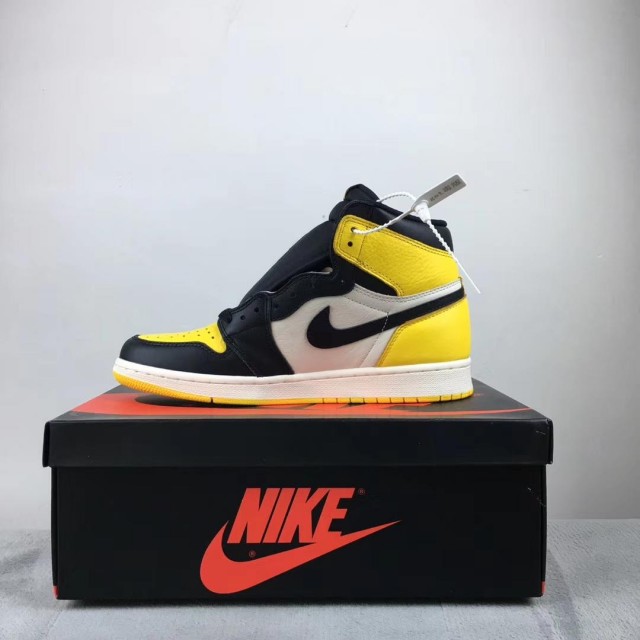 GET Batch Men's Air Jordan 1 "Yellow Toe" AR1020 700