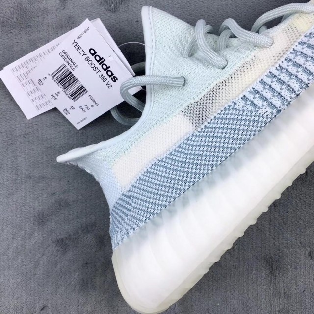 GET Batch Unisex Yeezy Boost 350 V2 "Cloud White" FW3043