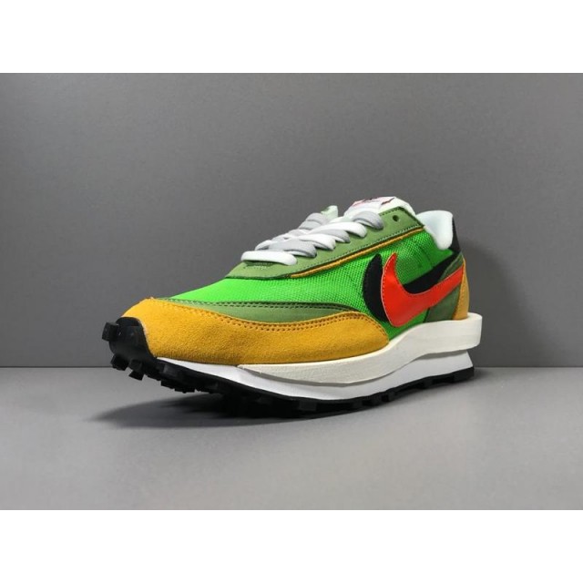 GOD Batch Unisex Sacai x Nike Waffle Daybreak BV0073 300