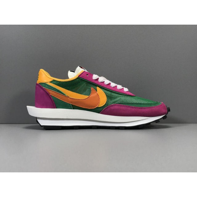 GOD Batch Unisex Sacai x Nike Waffle Daybreak BV0073 301