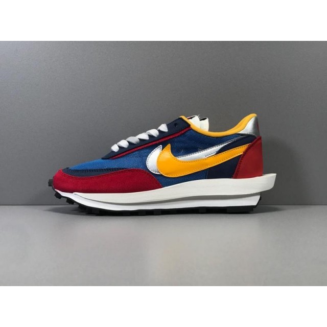 GOD Batch Unisex Sacai x Nike Waffle Daybreak BV0073 400