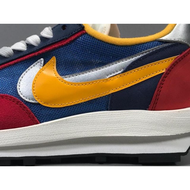 GOD Batch Unisex Sacai x Nike Waffle Daybreak BV0073 400