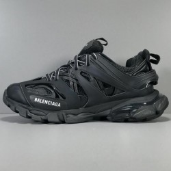 GT Batch Unisex Balenciaga Track 3.0 542023 W1GB1 1000