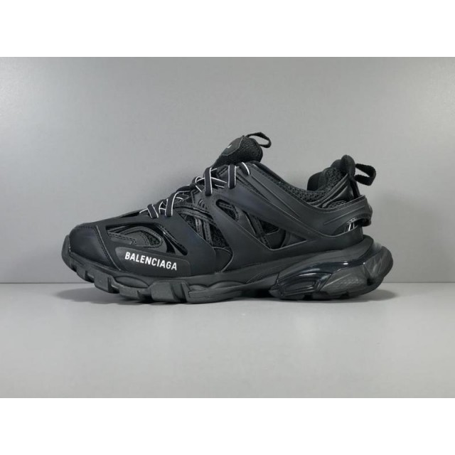 GT Batch Unisex Balenciaga Track 3.0 542023 W1GB1 1000