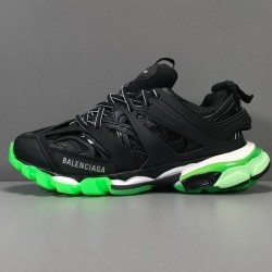 GT Batch Unisex Balenciaga Track 3.0 542023 W1GB1 1003