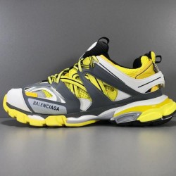 GT Batch Unisex Balenciaga Track 3.0 542023 W1GB1 7184