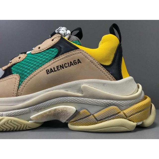 GT Batch Unisex Balenciaga Triple S 516440 W09O2 7070