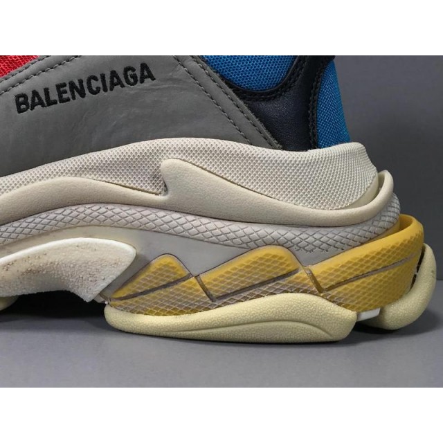 GT Batch Unisex Balenciaga Triple S 533883 W09O2 4365